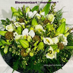 bloementaarten incl onderbord vele kleuren mogeijk , eustoma ,roos, gerbera , groensoorten ,afhankelijk van het aanbod
